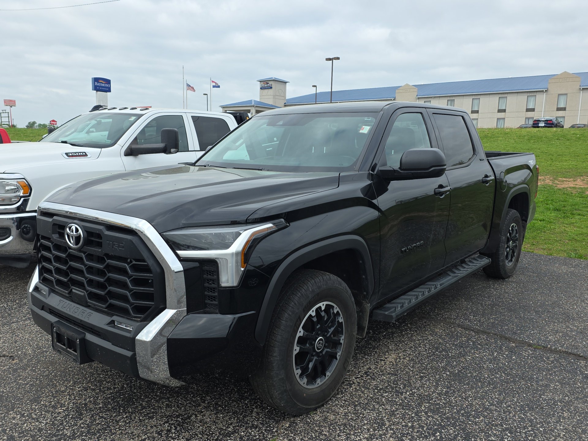 Used 2023 Toyota Tundra SR5 w/ TRD Off-Road Package image 3