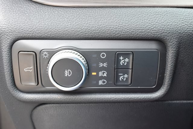 Used 2020 Ford Explorer Limited AWD/4WD image 23