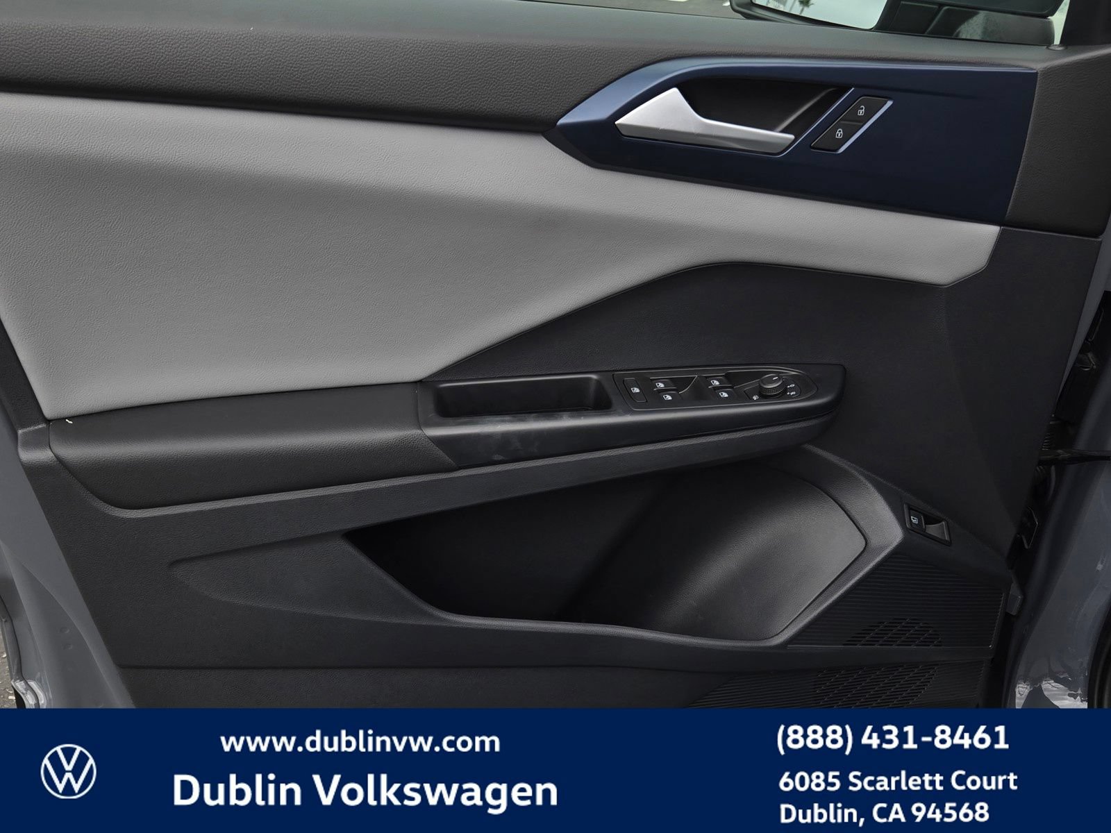 Certified 2023 Volkswagen Taos SE FWD image 10