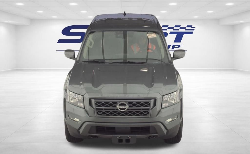 Used 2024 Nissan Frontier SV w/ SV Convenience Package image 3
