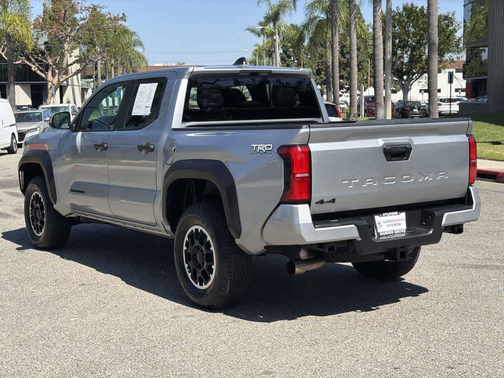 Used 2024 Toyota Tacoma TRD Off-Road AWD/4WD image 4