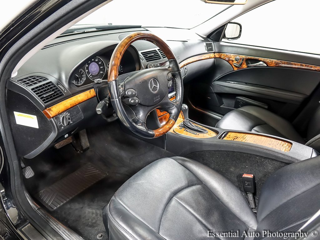 Used 2008 Mercedes-Benz E 350 4MATIC Sedan image 10