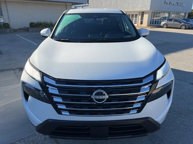 New 2026 Nissan Rogue SV w/ Cold Weather Package image 3
