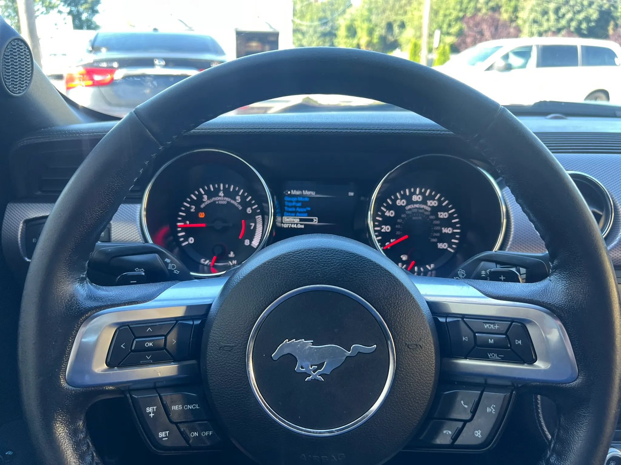 Used 2017 Ford Mustang Coupe RWD image 18