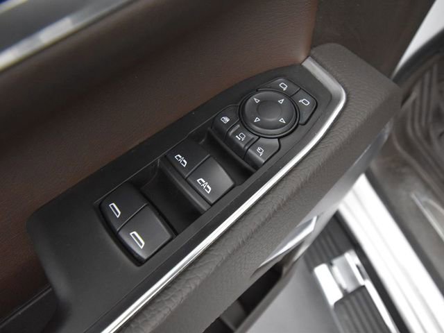 Used 2025 GMC Sierra 3500 Denali image 23