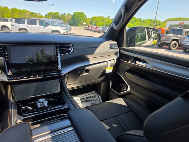 New 2026 Jeep Grand Wagoneer 4WD image 14