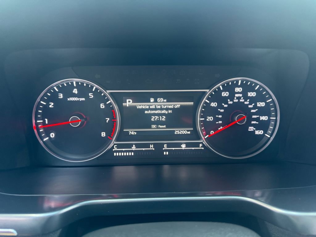 Used 2023 Kia Sorento S w/ Panoramic Sunroof Package image 16