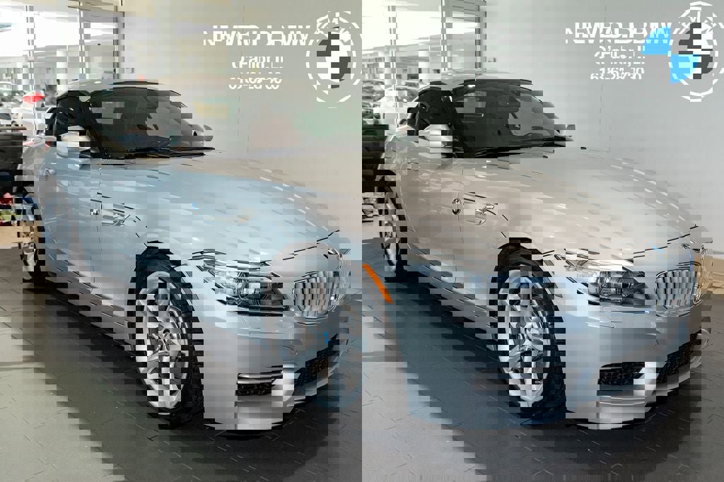 Used 2015 BMW Z4 sDrive35is image 1