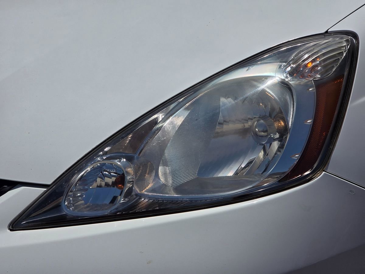 Used 2010 Honda Fit Sport image 4