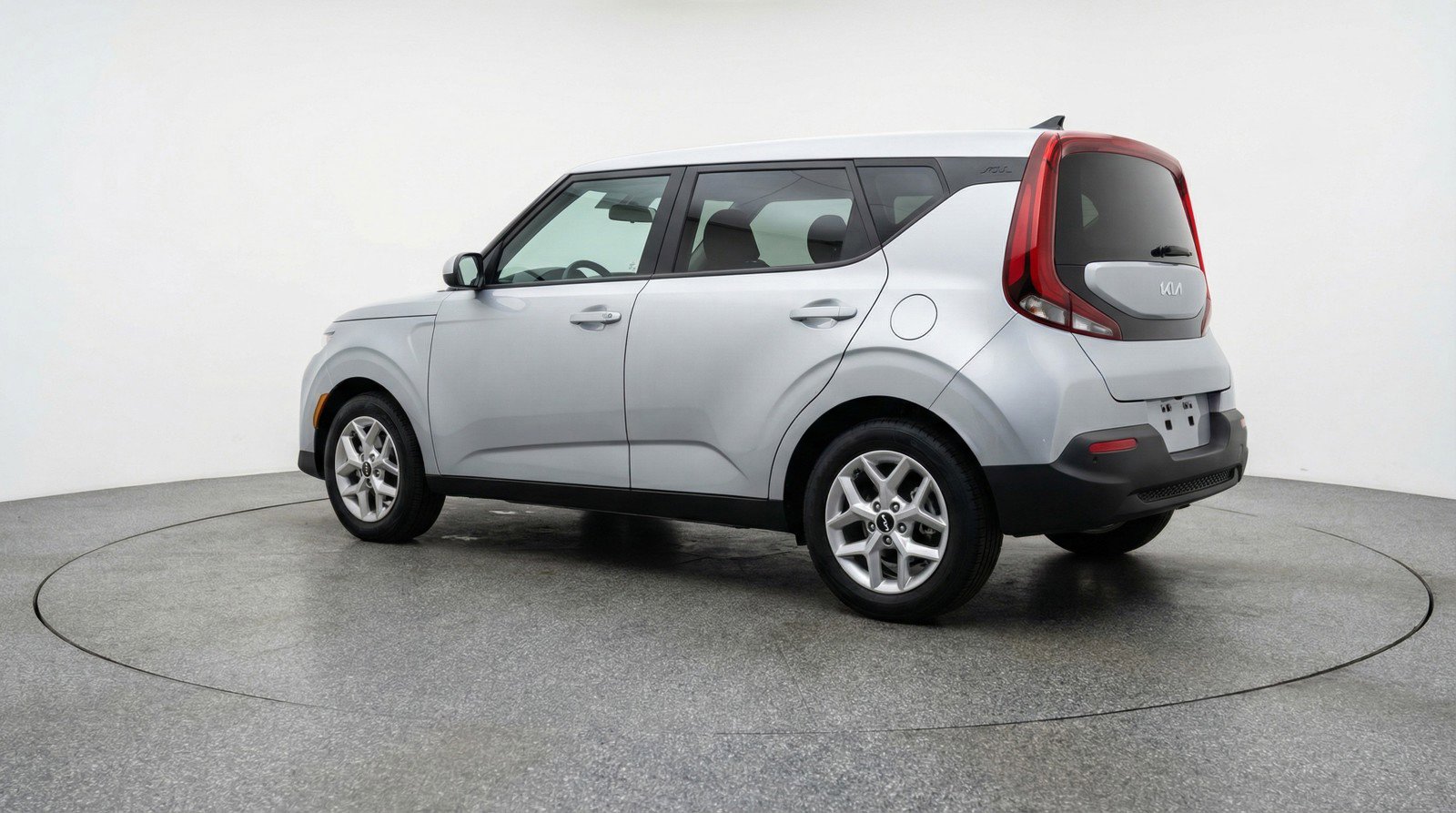 Used 2025 Kia Soul LX w/ LX Technology Package FWD image 6