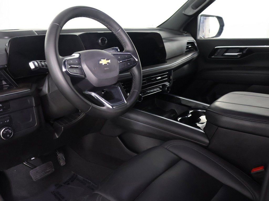 Used 2025 Chevrolet Tahoe LT image 30