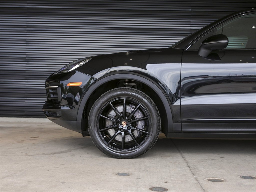 Certified 2023 Porsche Cayenne image 12