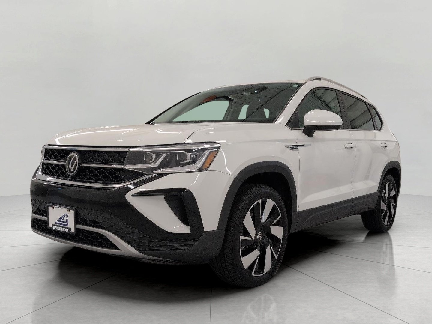 Used 2023 Volkswagen Taos SEL AWD/4WD image 12