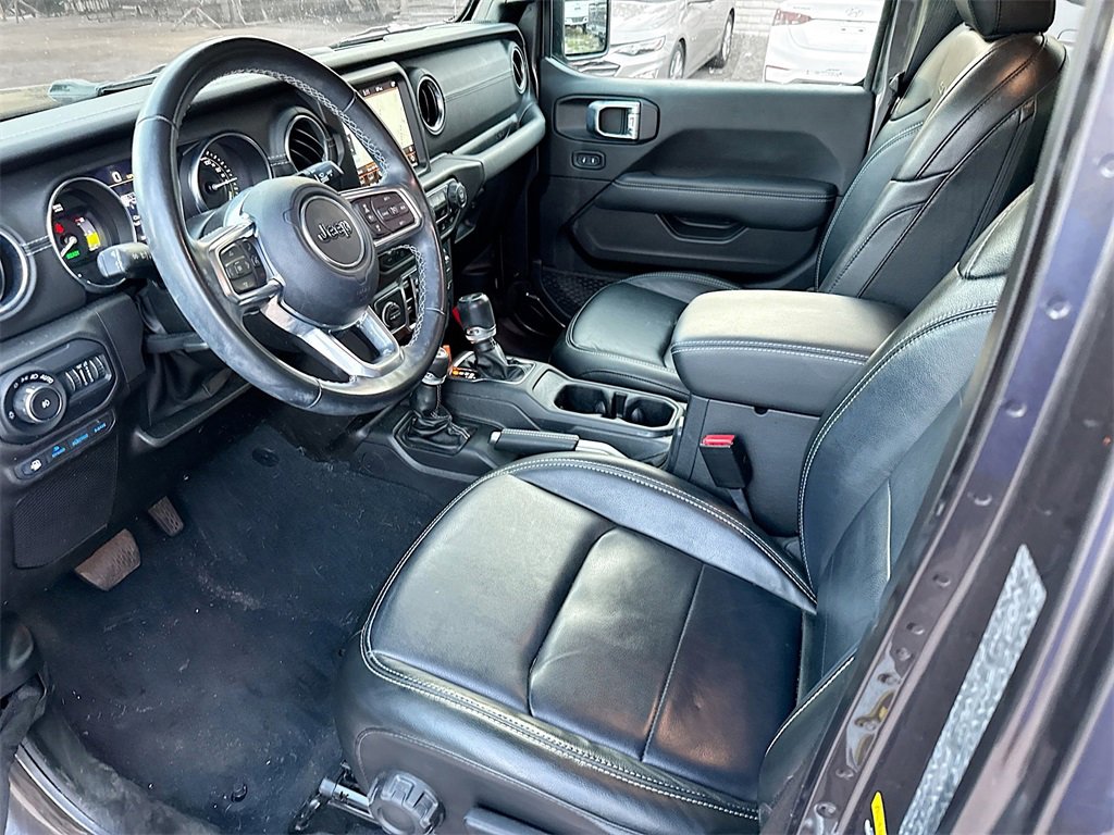 Used 2022 Jeep Wrangler Unlimited Sahara w/ Safety Group image 25