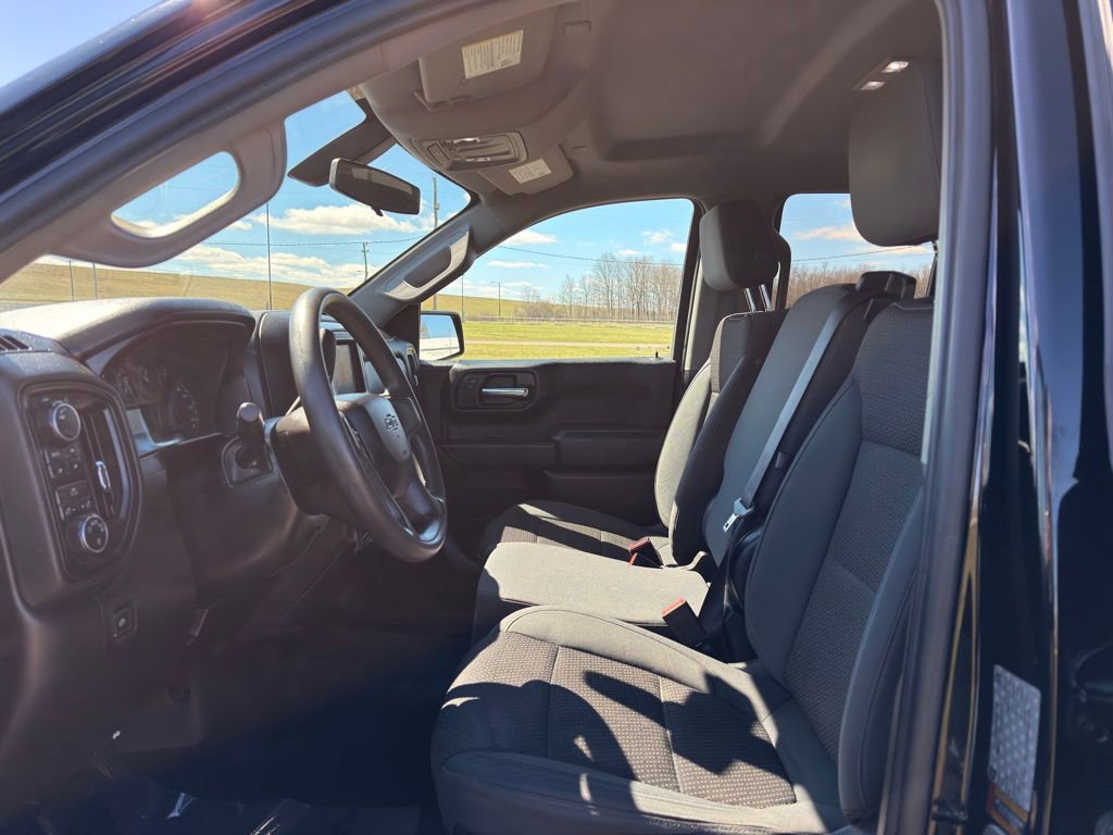 Used 2019 Chevrolet Silverado 1500 Custom Trail Boss w/ Custom Convenience Package image 19