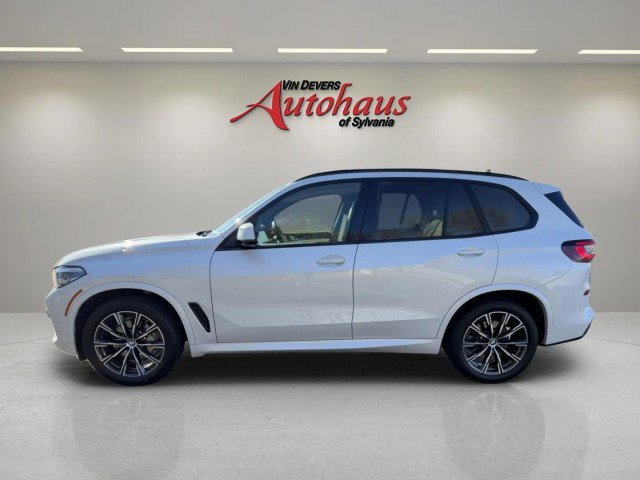 Used 2022 BMW X5 xDrive40i w/ M Sport Package image 4