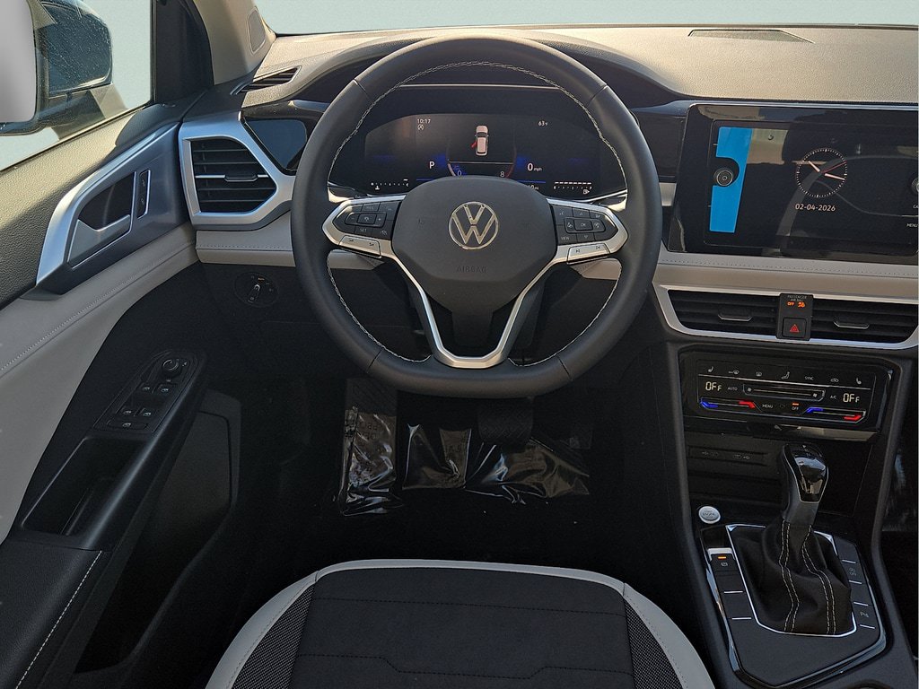 New 2026 Volkswagen Taos SE FWD image 14