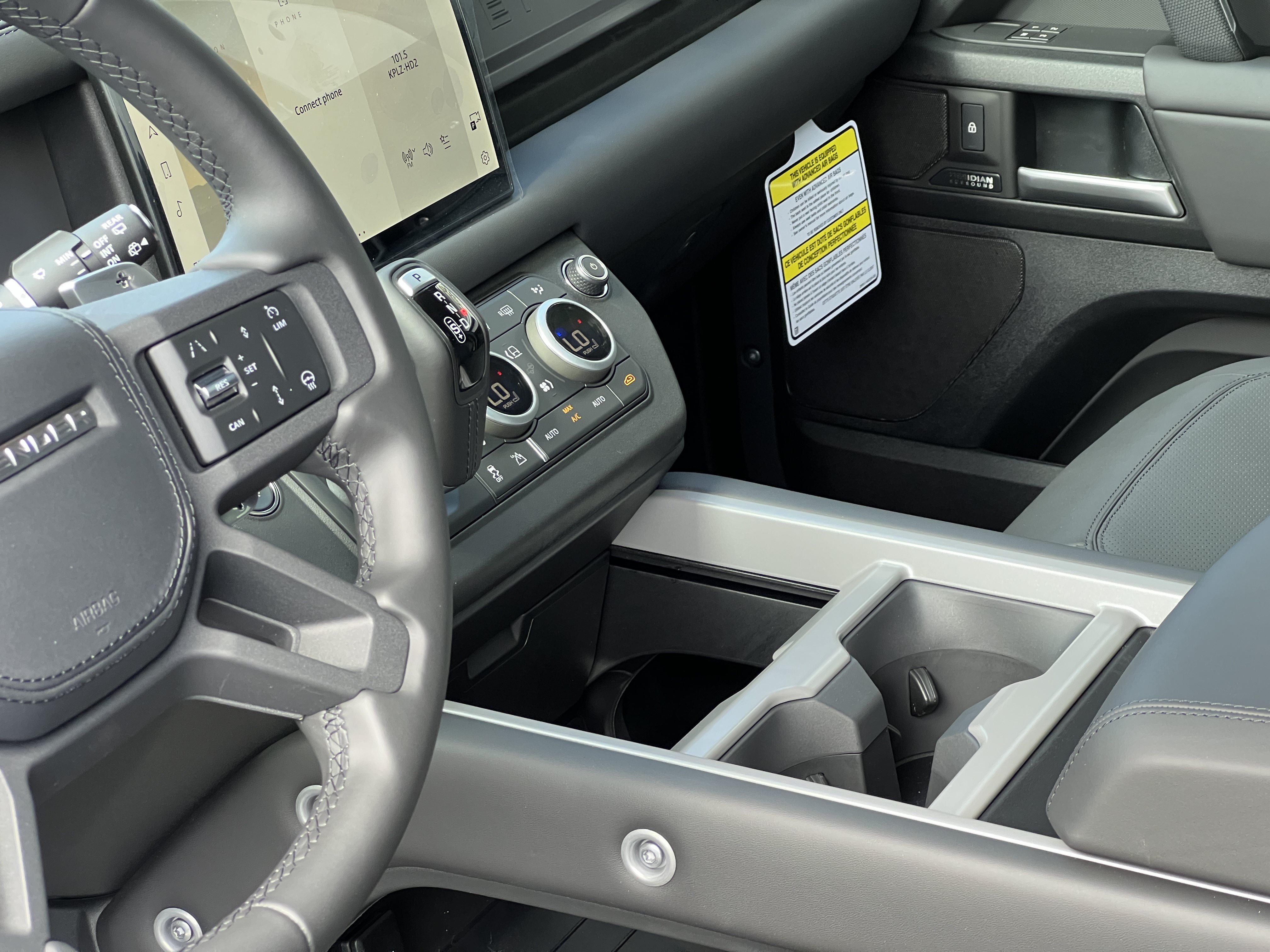 New 2025 Land Rover Defender 130 V8 AWD/4WD image 24