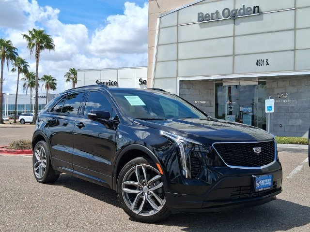 Used 2023 Cadillac XT4 Sport FWD image 1