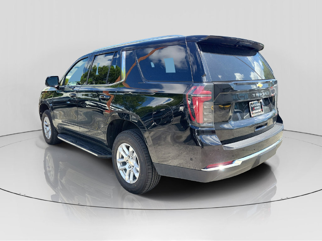 Used 2025 Chevrolet Tahoe LT RWD image 5