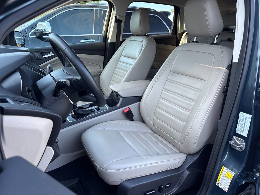 Used 2019 Ford Escape SEL AWD/4WD image 14