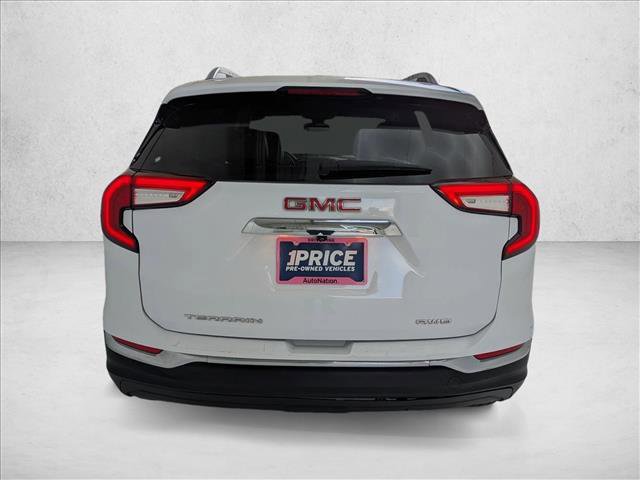 Used 2024 GMC Terrain SLT image 24
