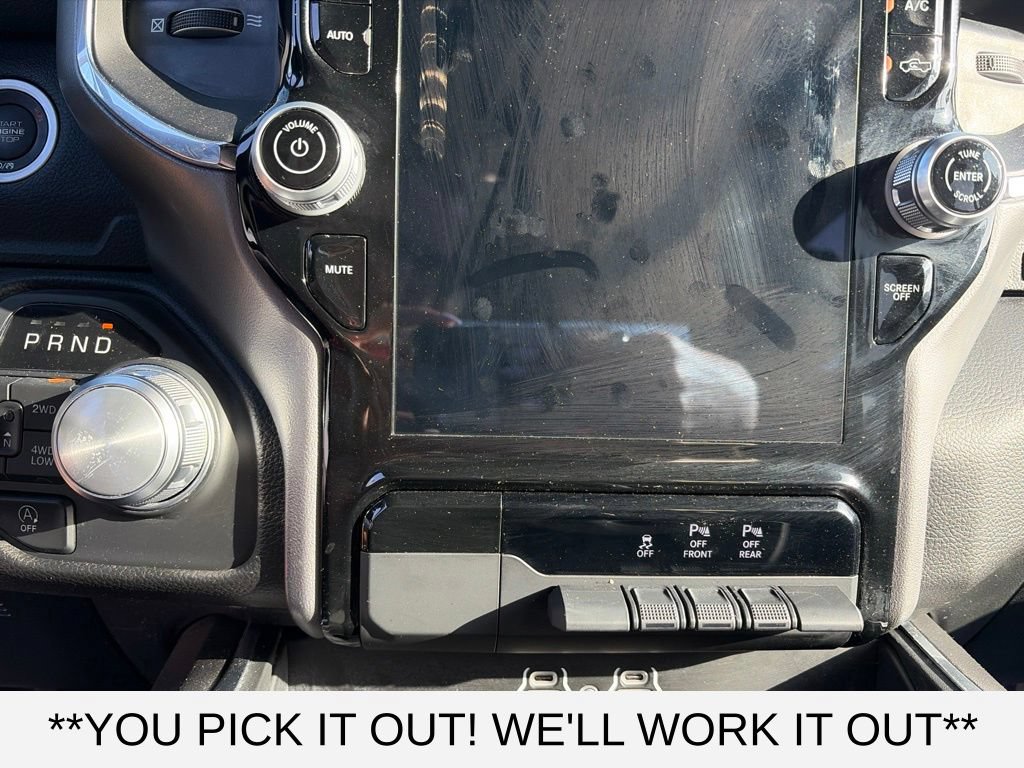 Used 2025 RAM 1500 Laramie AWD/4WD image 13