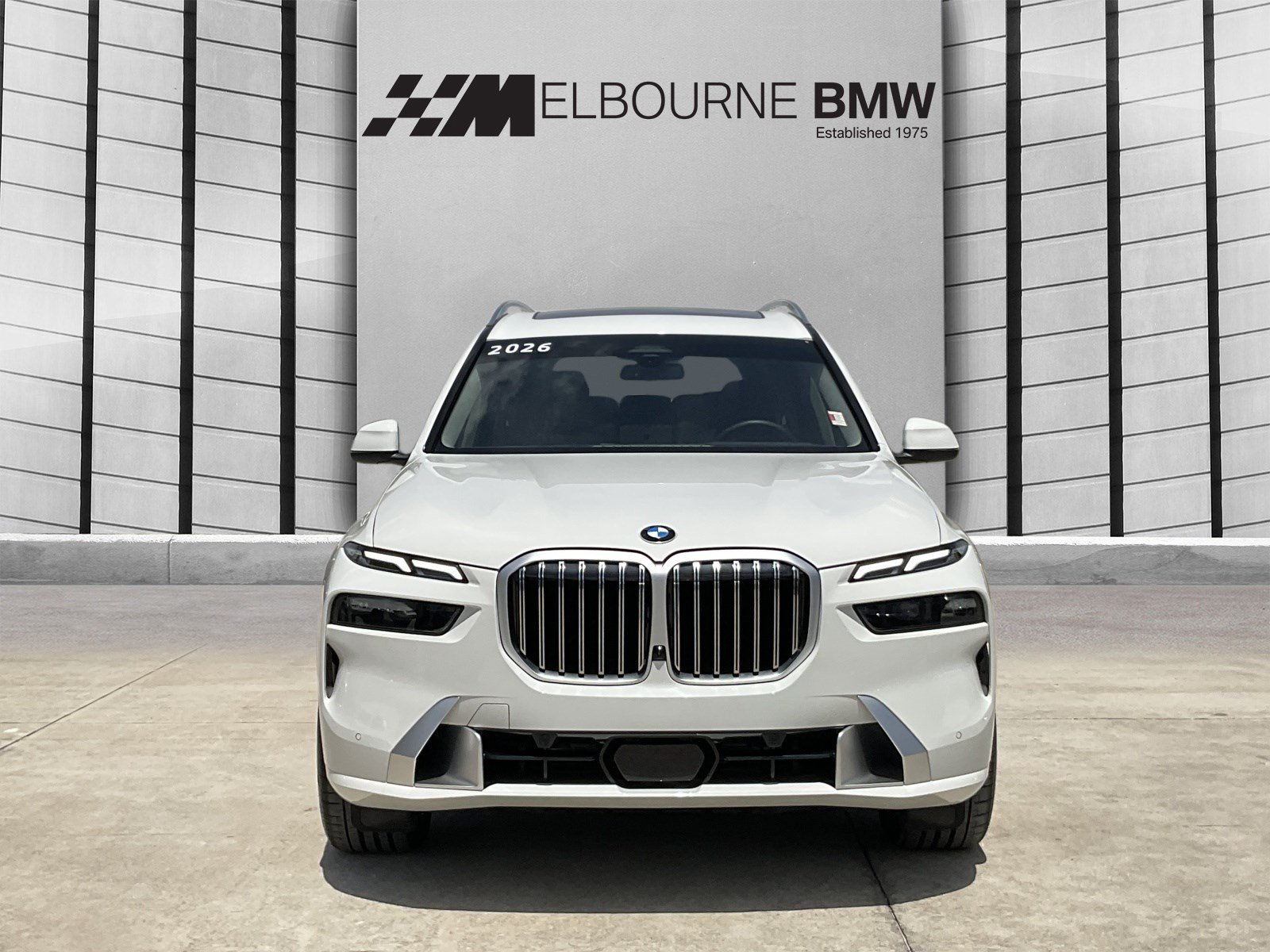 Used 2026 BMW X7 xDrive40i w/ Premium Package AWD/4WD image 2