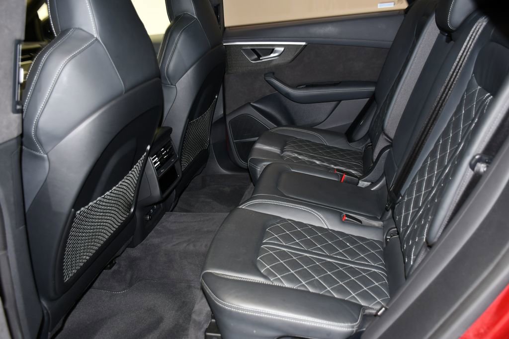 Certified 2021 Audi SQ8 Premium Plus w/ Luxury Package AWD/4WD image 21