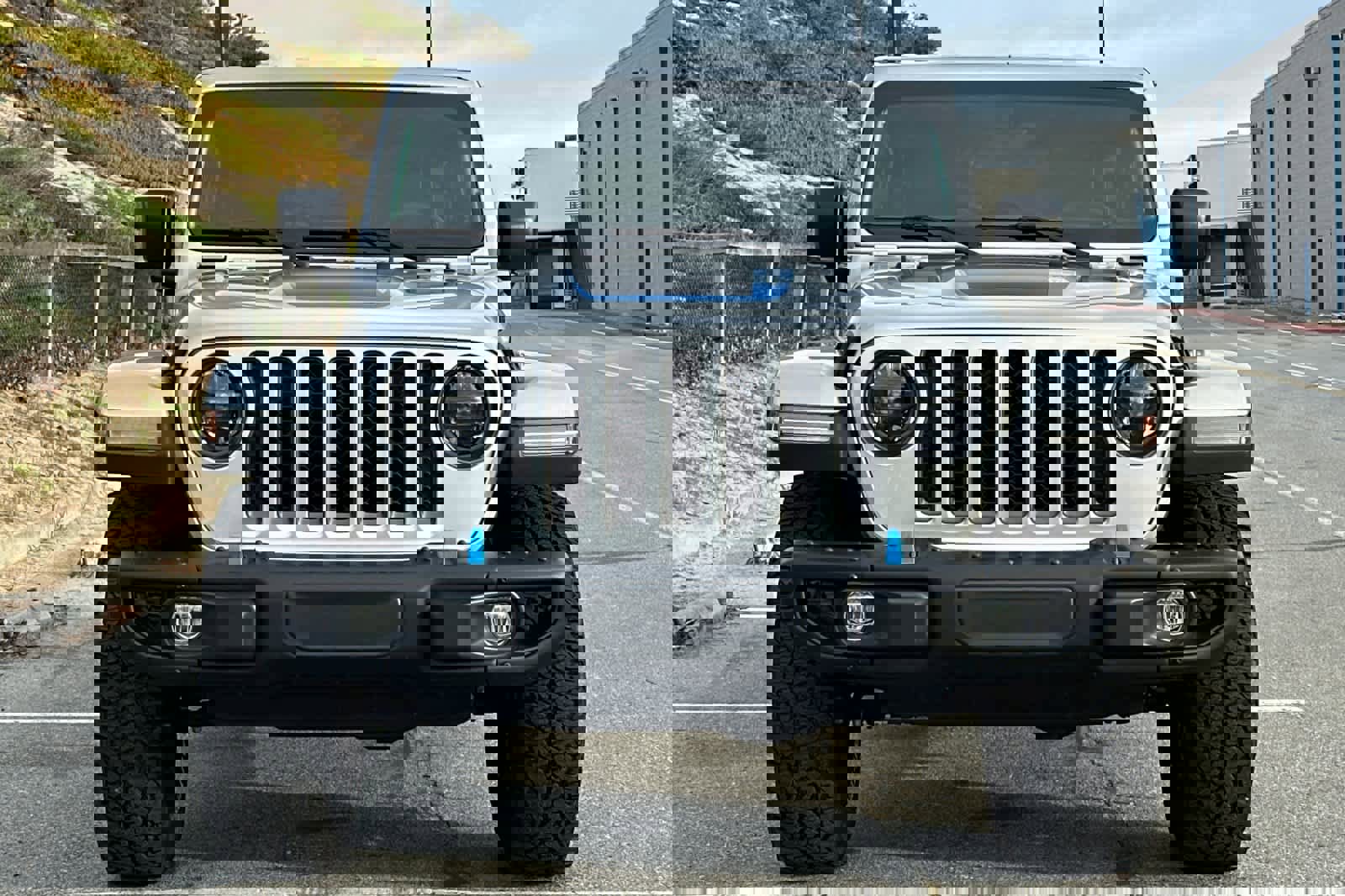 Used 2023 Jeep Wrangler Unlimited Rubicon 4xe w/ Steel Bumper Group image 10