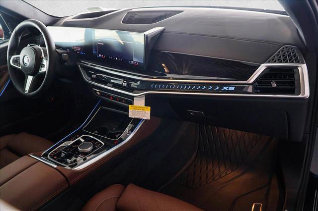 New 2026 BMW X5 xDrive50e image 24