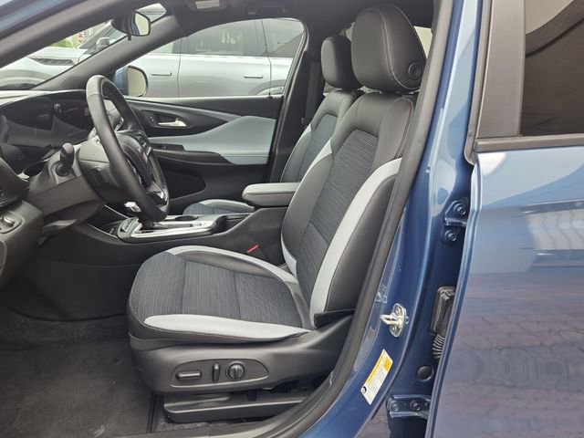 Used 2024 Buick Envista Preferred w/ Convenience I Package FWD image 12