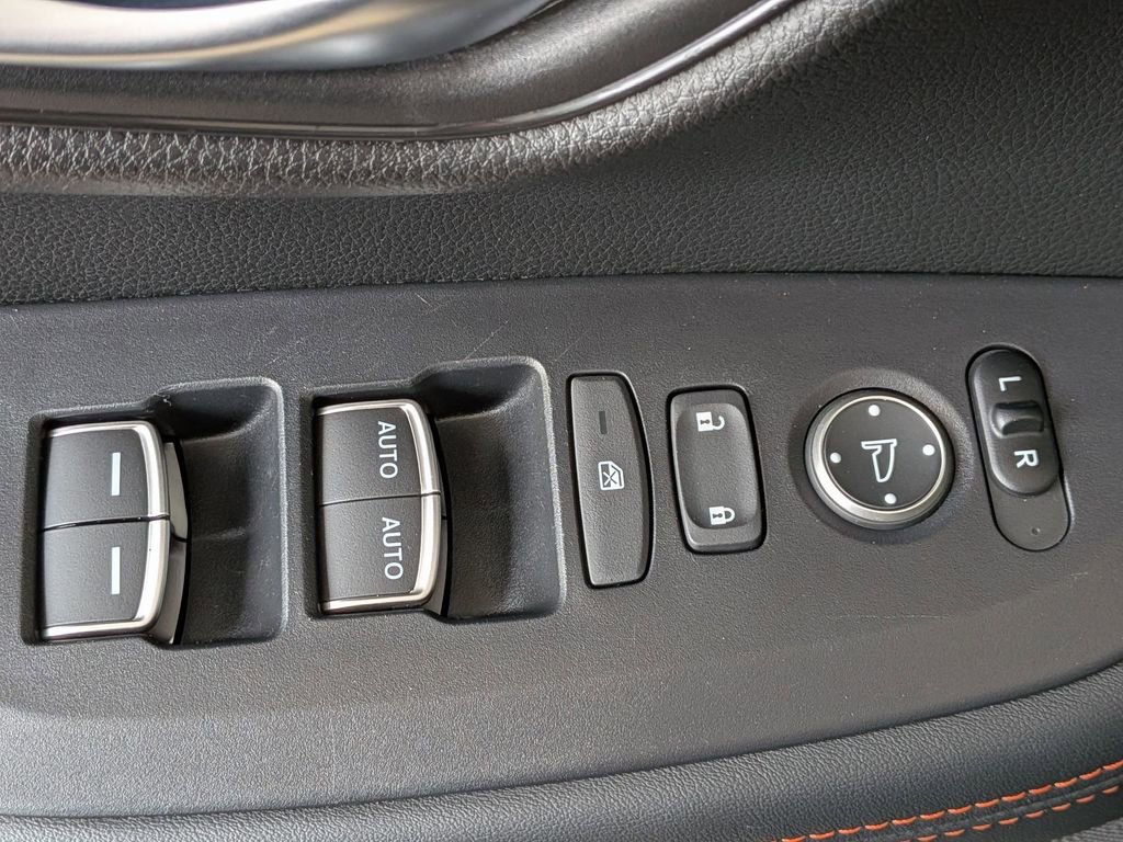 Used 2025 Honda HR-V Sport image 15