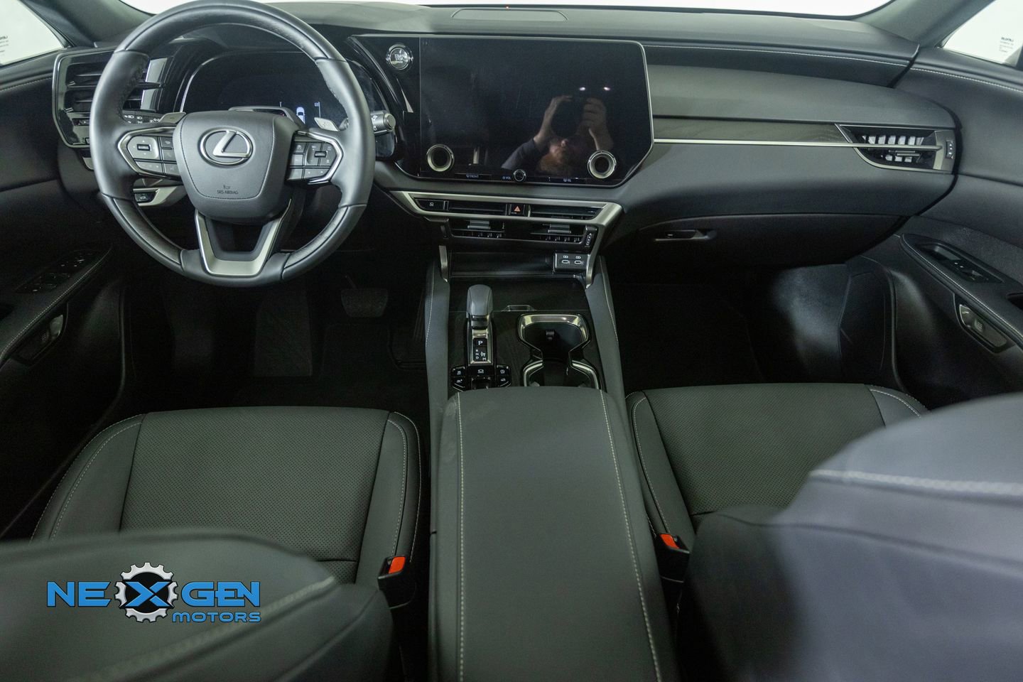 Used 2025 Lexus RX 350 Premium w/ Convenience Package AWD/4WD image 29