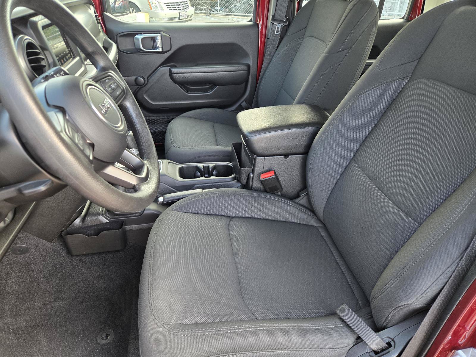 Used 2022 Jeep Wrangler Unlimited Sport AWD/4WD image 20