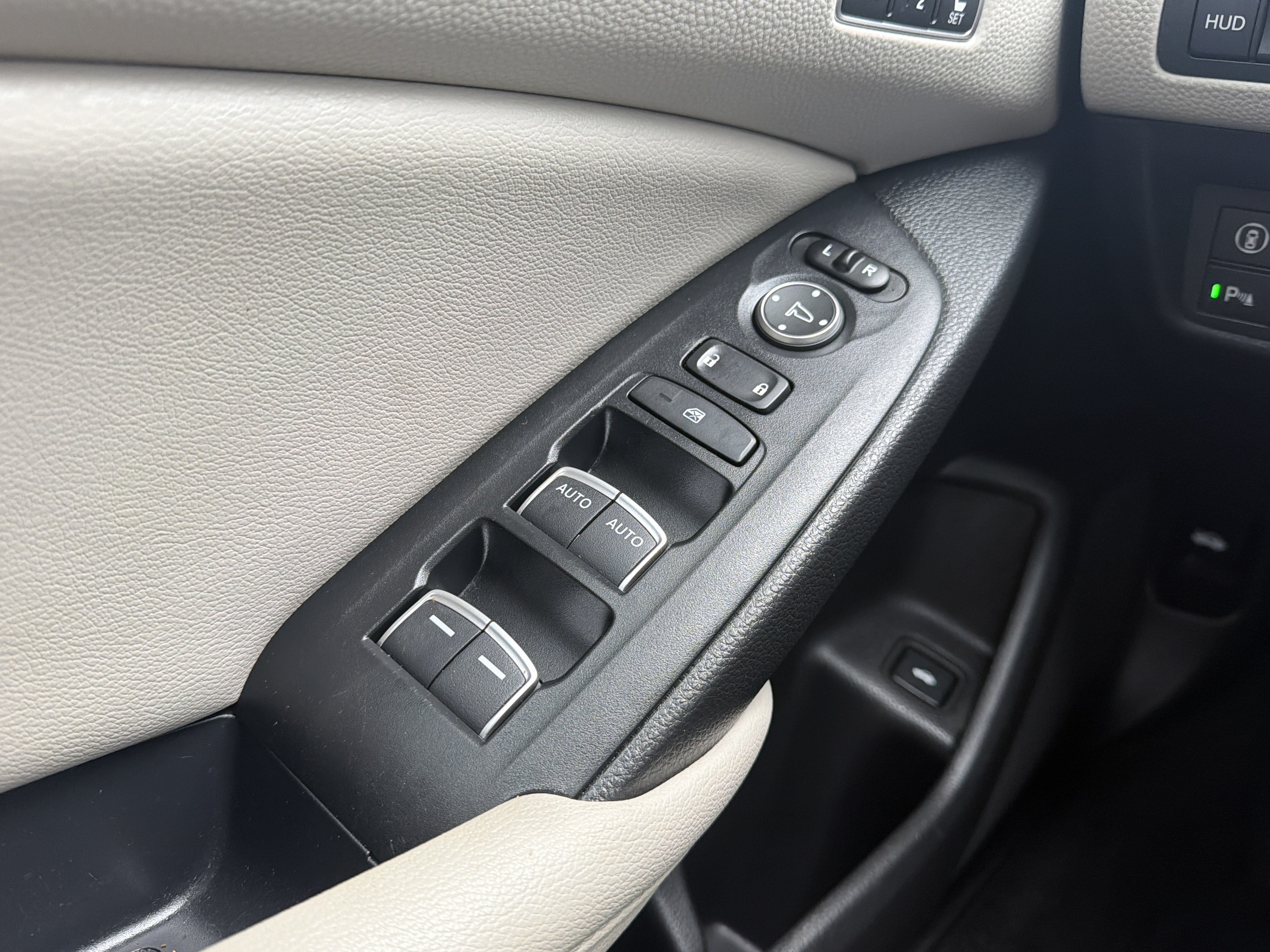 Used 2018 Honda Accord Touring image 23