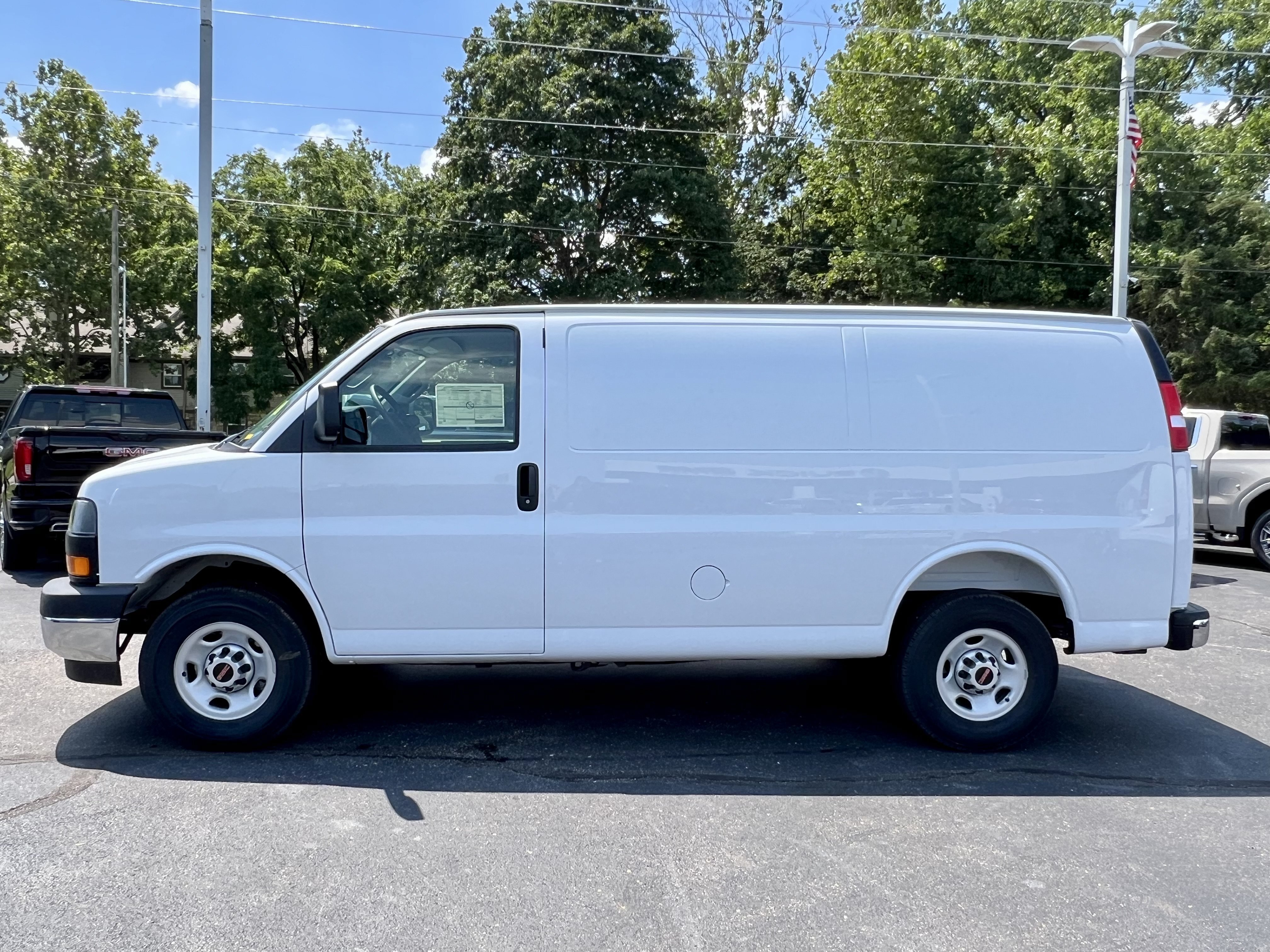 New 2026 GMC Savana 2500 w/ Driver Convenience Package RWD image 6