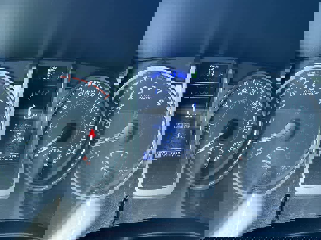 Used 2022 Toyota Tacoma SR5 image 15