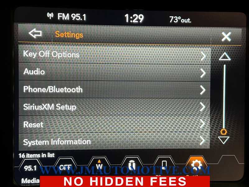 Used 2022 Jeep Renegade Altitude image 31