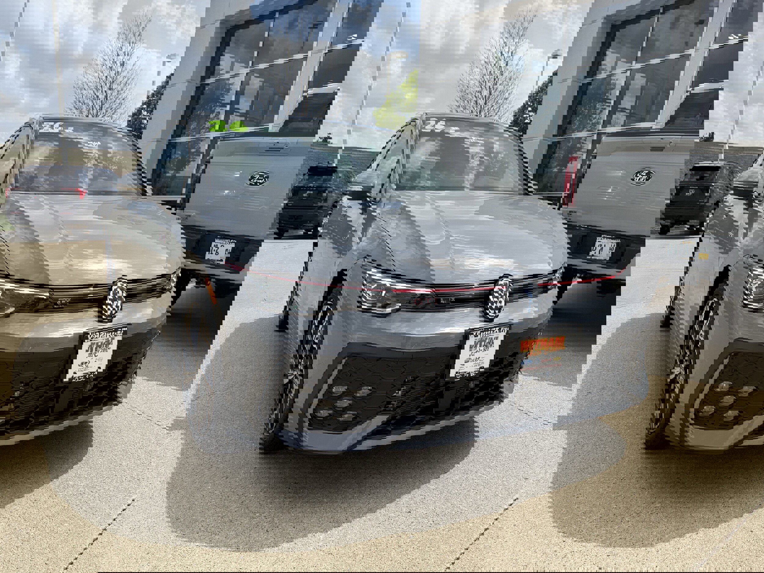 New 2026 Volkswagen GTI SE image 1