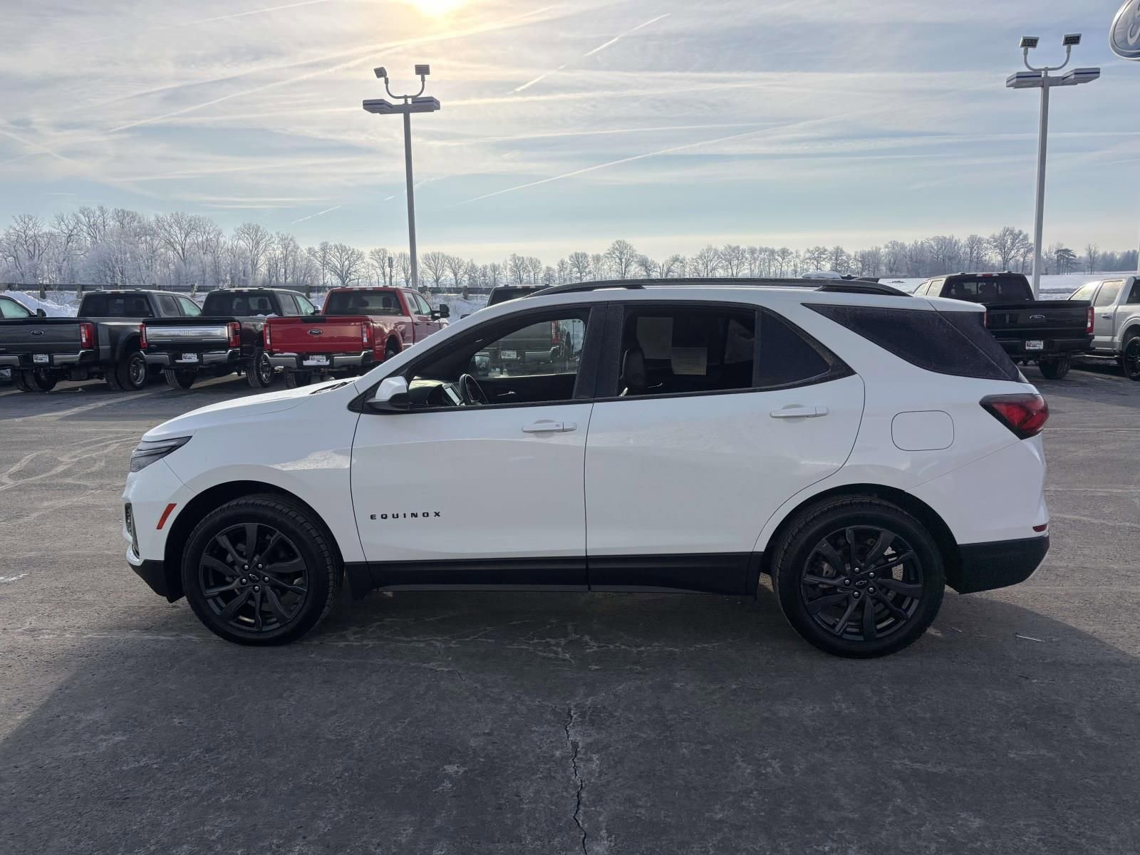 Used 2022 Chevrolet Equinox RS w/ LPO, Floor Liner Package image 5