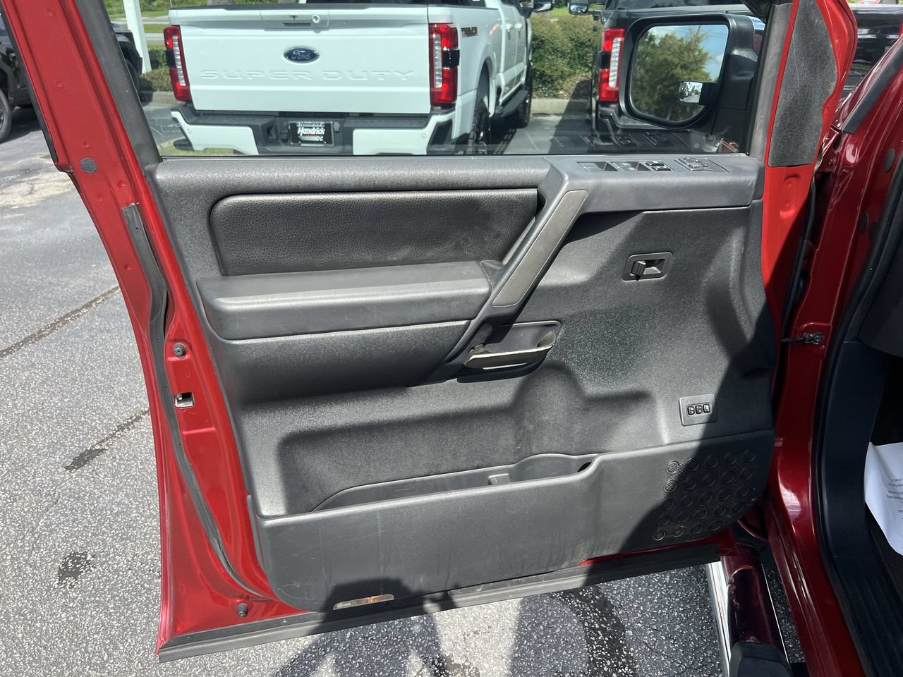 Used 2014 Nissan Titan SL w/ SL Heavy Metal Package AWD/4WD image 14