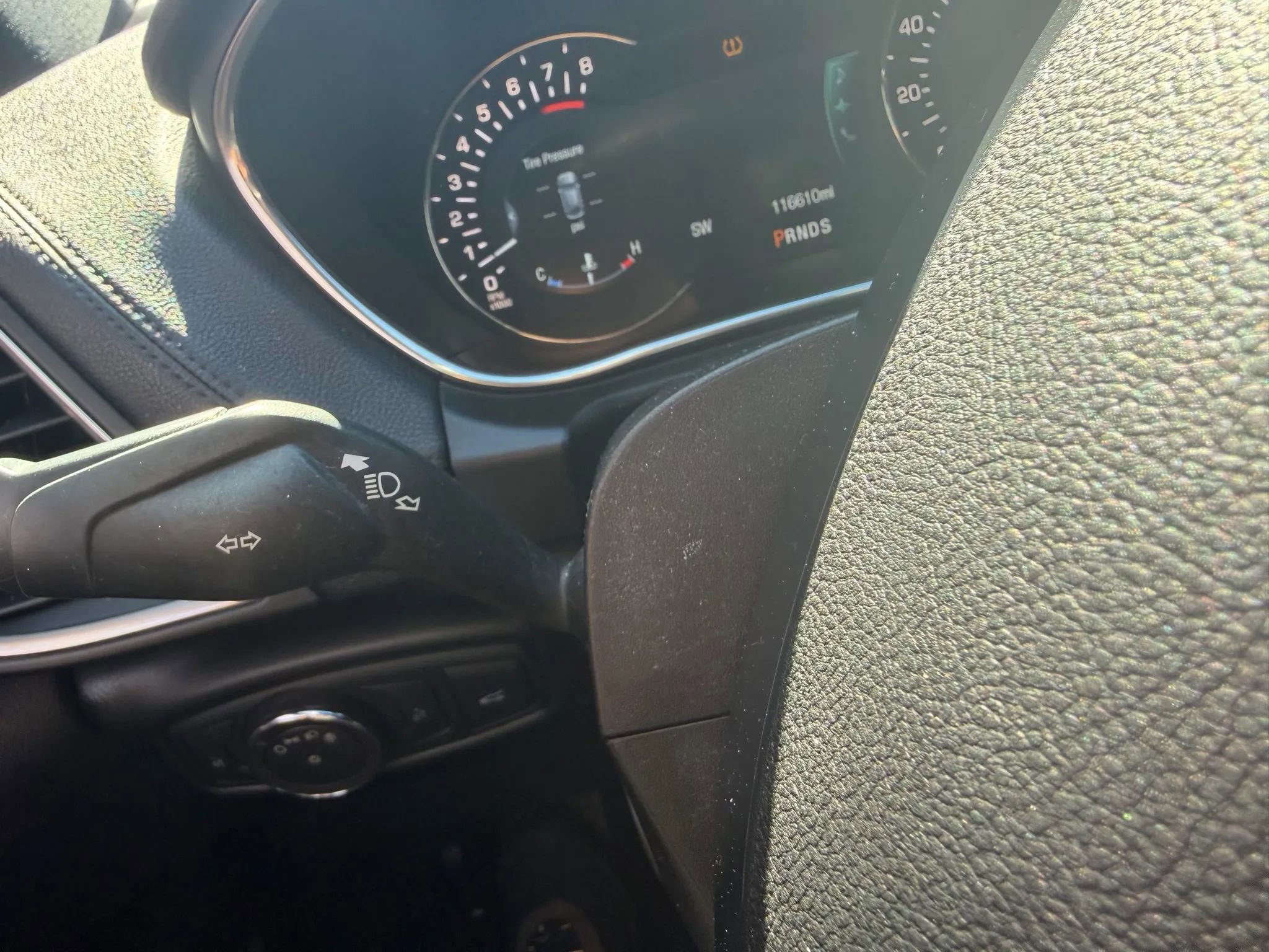 Used 2016 Lincoln MKX Select w/ Select Plus Package image 16