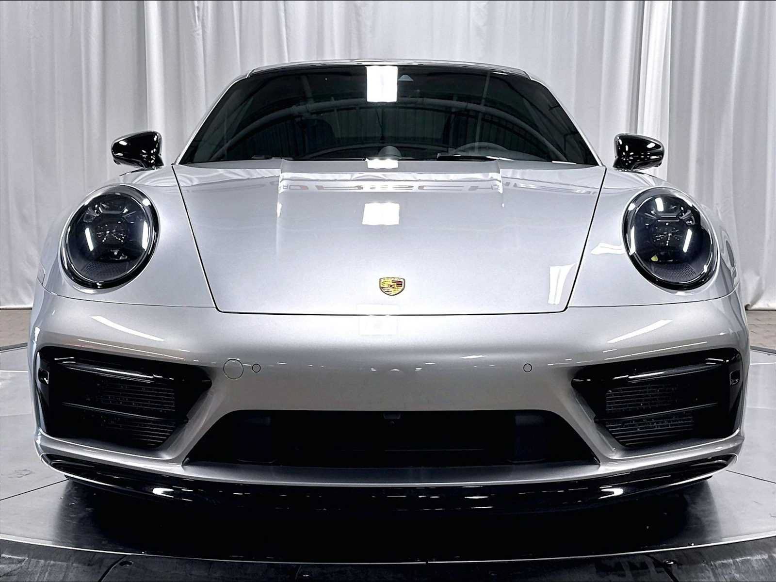 Used 2024 Porsche 911 Carrera GTS RWD image 12