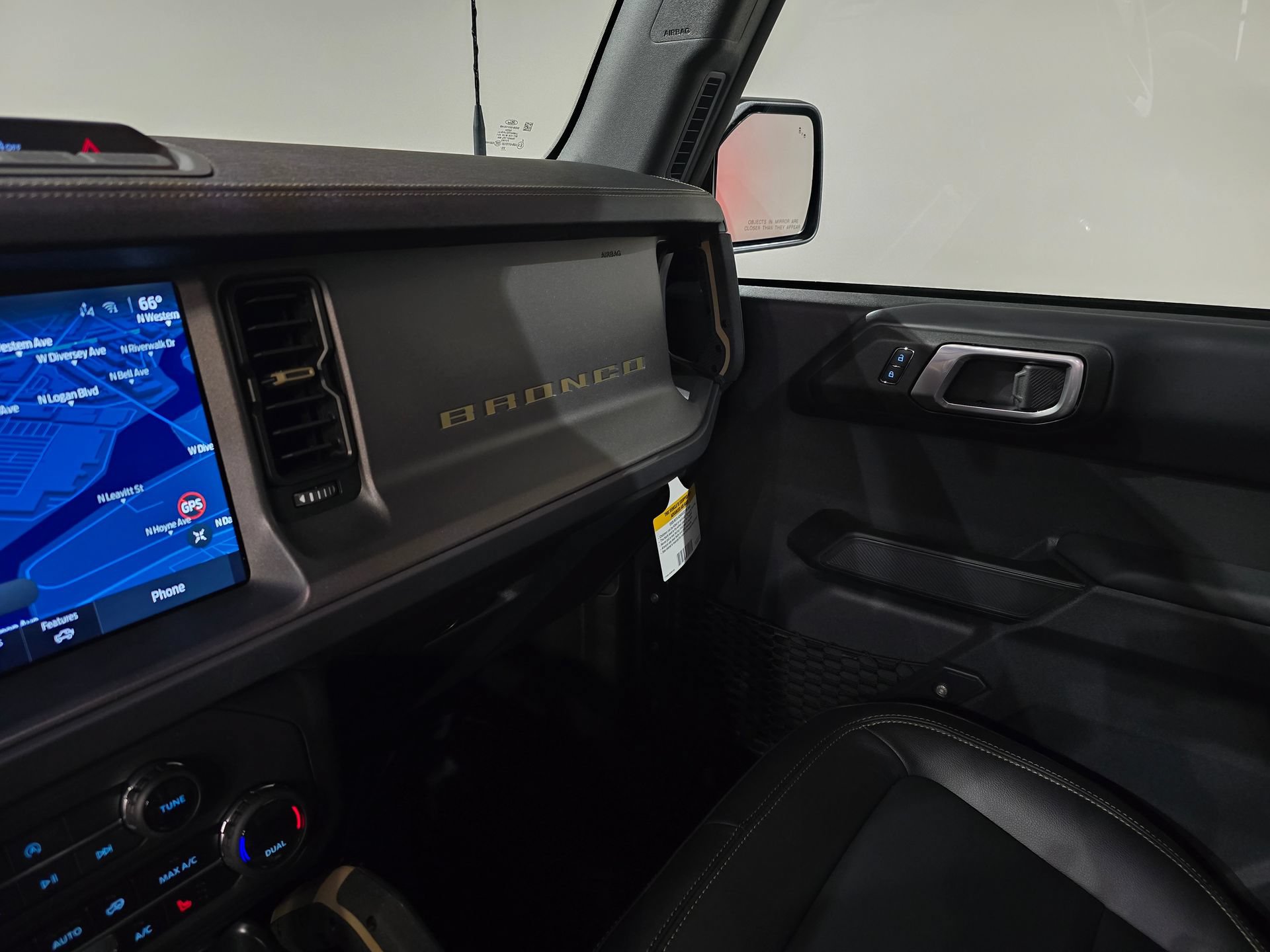 New 2025 Ford Bronco Badlands w/ Sasquatch Package AWD/4WD image 33