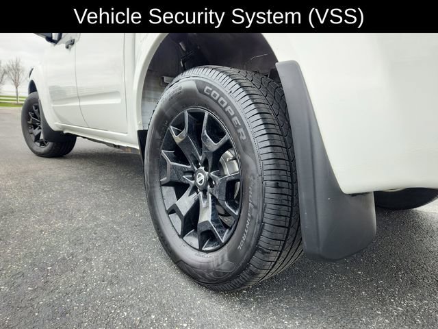 Used 2020 Nissan Frontier SV image 17
