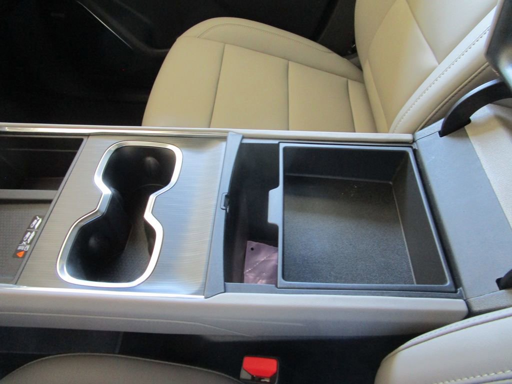 New 2026 GMC Acadia Elevation image 41