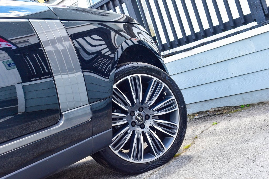 Used 2019 Land Rover Range Rover Autobiography image 35