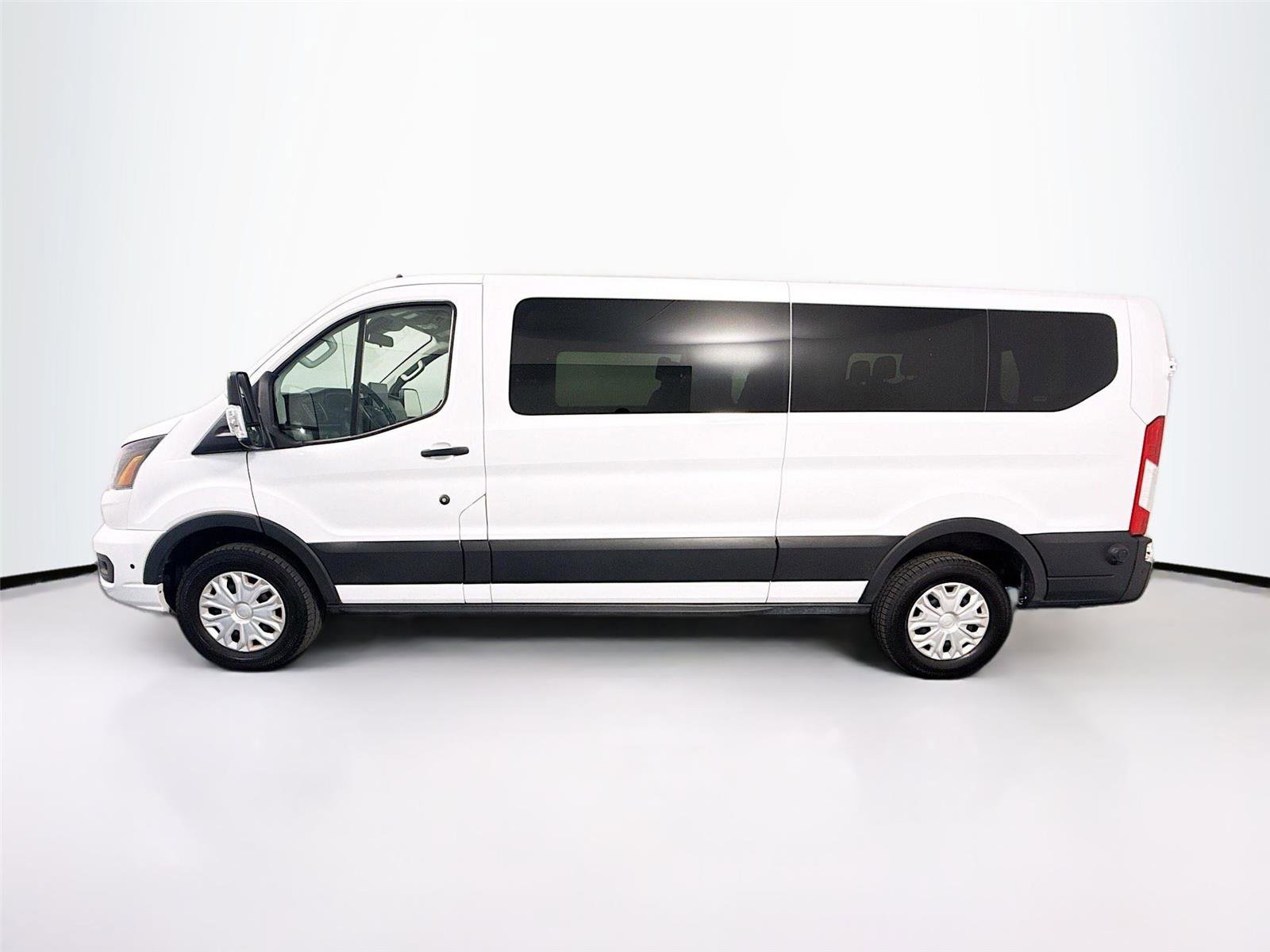Used 2024 Ford Transit 350 XLT image 26