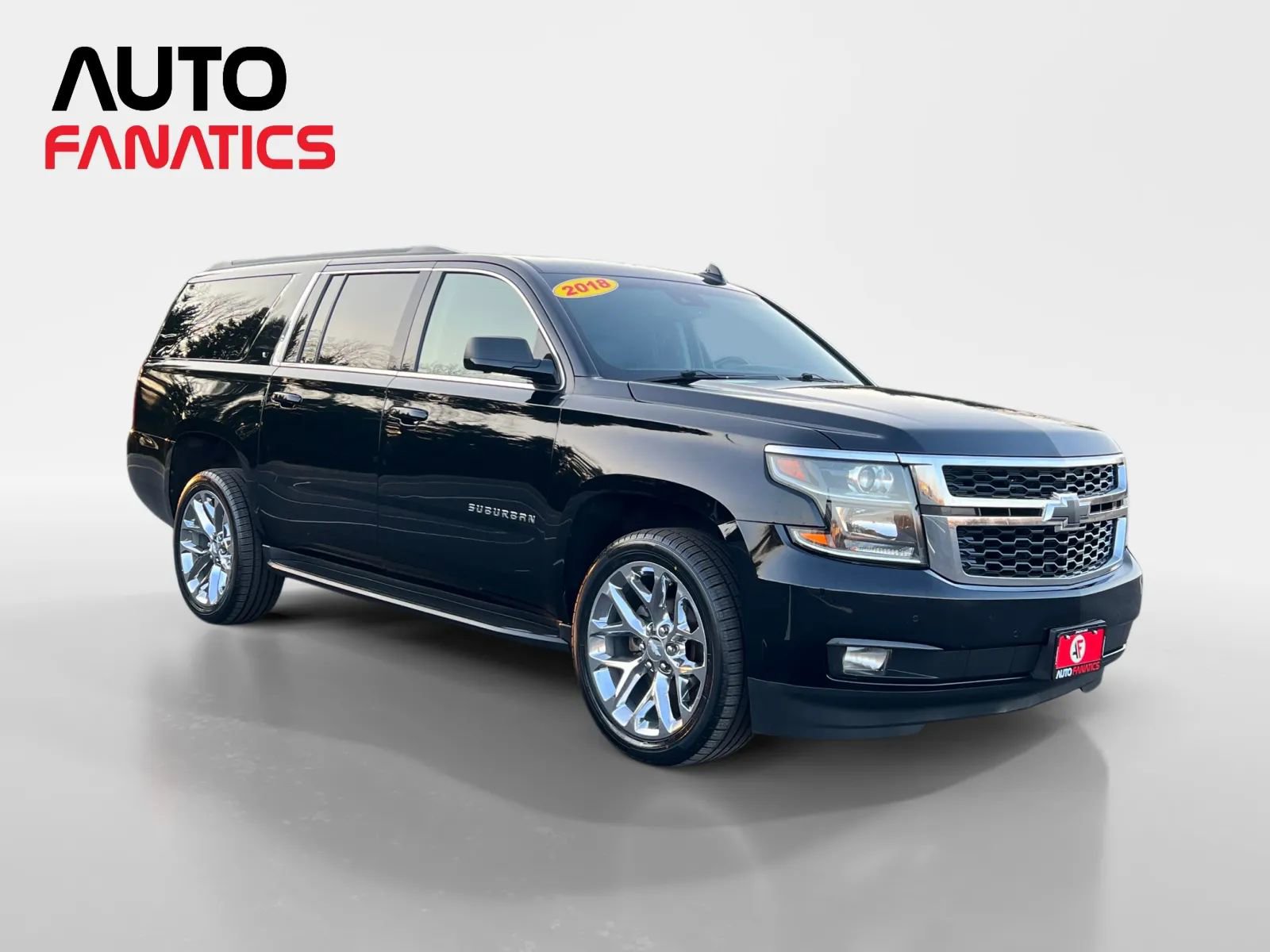 Used 2018 Chevrolet Suburban LT w/ Luxury Package image 7